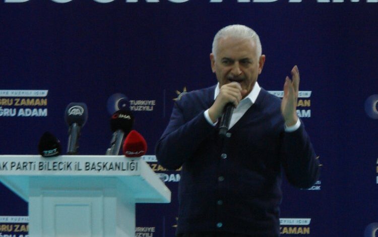 Binali Yıldırım: Sana söz de, söz uçar yazı kalır! Binali Yıldırım: Sana söz de, söz uçar yazı kalır!