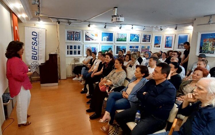 Fotoğraf severlere ‘Yaşayan Küba’yı anlattı Fotoğraf severlere ‘Yaşayan Küba’yı anlattı