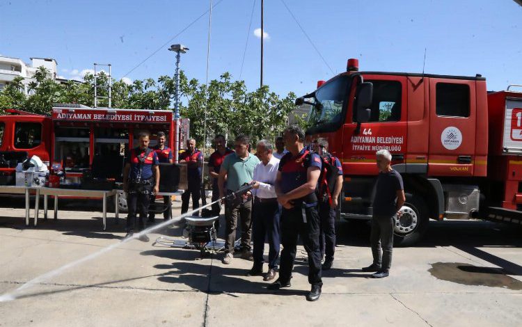 Adıyaman’da itfaiye filosuna yeni araçlar eklendi