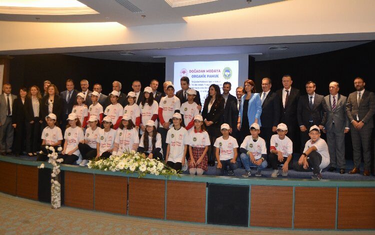 Aydın Didim’de ‘Doğadan Modaya Organik Pamuk’ tanıtımı Aydın Didim’de ‘Doğadan Modaya Organik Pamuk’ tanıtımı