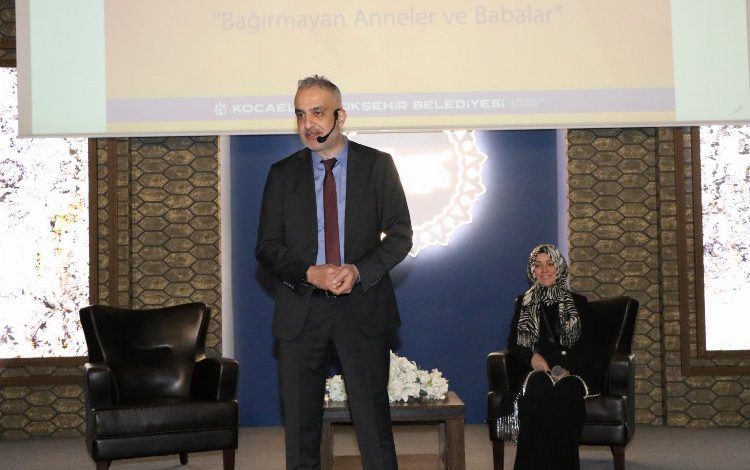 Ailem Kocaeli Buluşmalarının ilki yoğun ilgi gördü Ailem Kocaeli Buluşmalarının ilki yoğun ilgi gördü