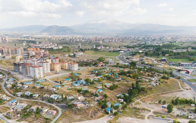 Kayseri Kocasinan’dan ‘Kent Balkon’ projesi Kayseri Kocasinan’dan ‘Kent Balkon’ projesi