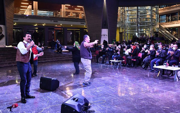 Bursa’da Neşet Ertaş’a Osmangazi’den konserli anma