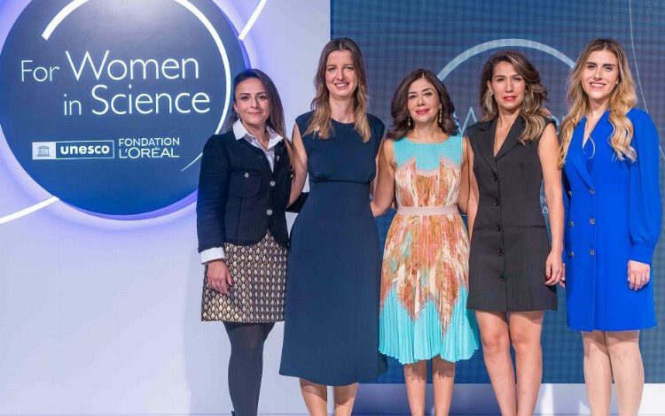 Bilim kadınlarının yetişmesi için çalışıyorlar