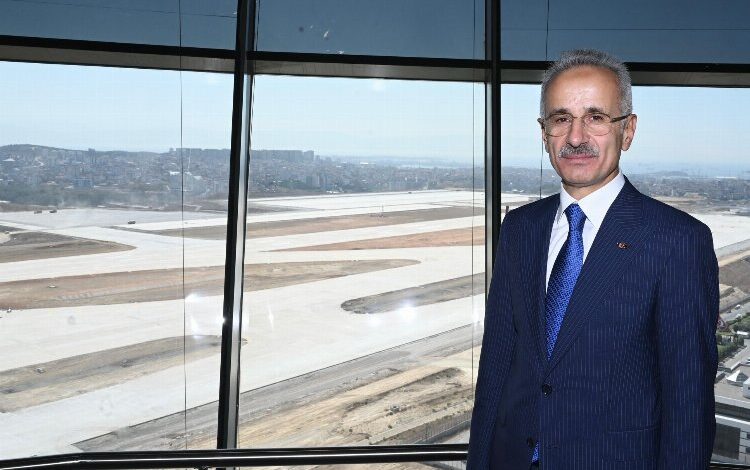 Sabiha Gökçen’de 2. pistte test uçuşları sürüyor Sabiha Gökçen’de 2. pistte test uçuşları sürüyor