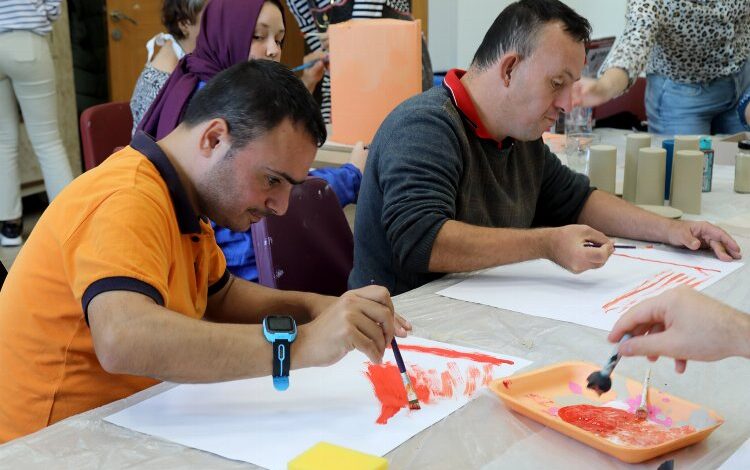 Engelsiz hobi atölyelerinde ders zili çaldı Engelsiz hobi atölyelerinde ders zili çaldı