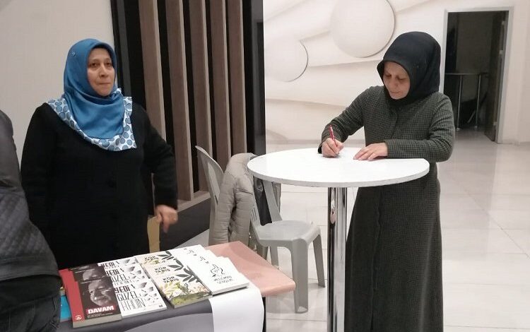 Saadet Kayseri’den İsrail’e karşı imza kampanyası Saadet Kayseri’den İsrail’e karşı imza kampanyası