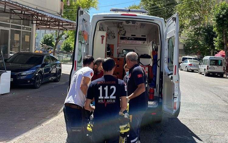 Adıyaman’da çarptı kaçtı… Yaşlı kadın yaralandı Adıyaman’da çarptı kaçtı… Yaşlı kadın yaralandı