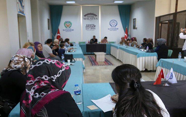 Malatya’da ‘Yalnız Değilsiz’ projesine start