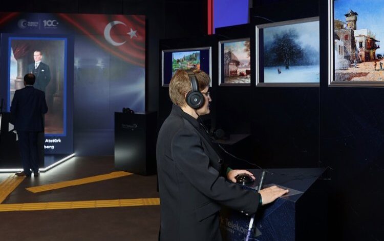 ‘Tablolar Konuşuyor Dijital Resim Sergisi’ AKM’de ‘Tablolar Konuşuyor Dijital Resim Sergisi’ AKM’de