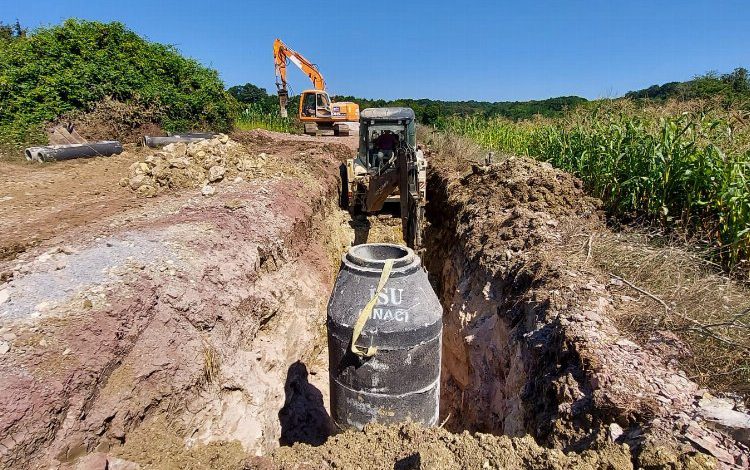 Kocaeli Kandıra’da 62 km altyapı ve 40,6 milyon lira harcama yapıldı Kocaeli Kandıra’da 62 km altyapı ve 40,6 milyon lira harcama yapıldı