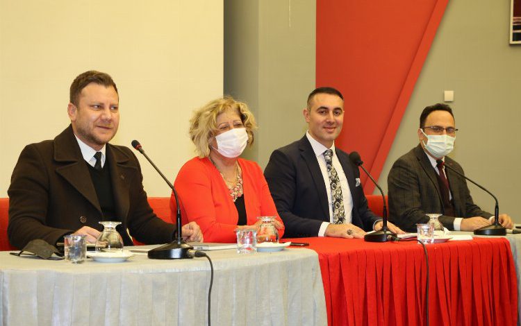 Manisa Büyükşehir eğitimcilerle bir araya geldi Manisa Büyükşehir eğitimcilerle bir araya geldi