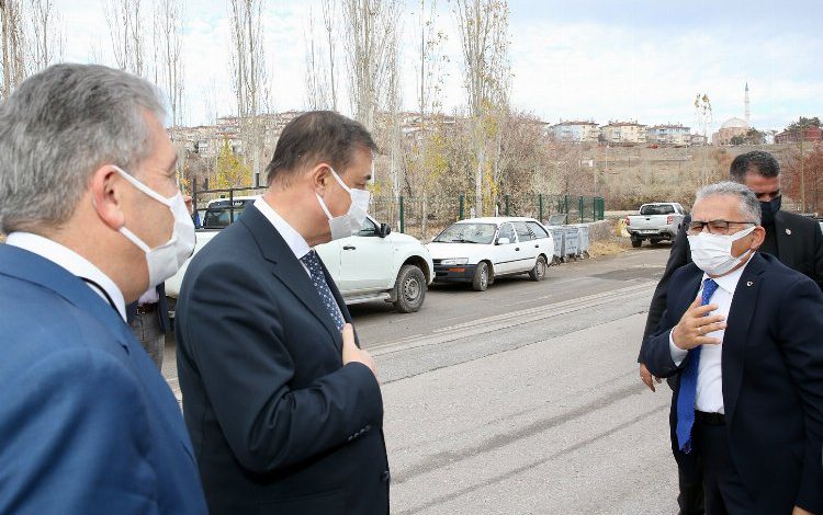 Memduh Büyükkılıç’tan Yeşilhisar mesaisi Memduh Büyükkılıç’tan Yeşilhisar mesaisi