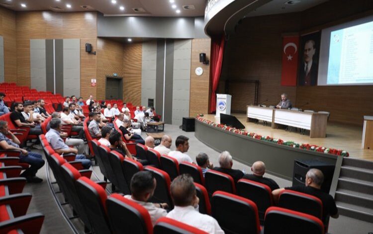 Kayseri Melikgazi’de müteahhitlere dönüşüm sunumu Kayseri Melikgazi’de müteahhitlere dönüşüm sunumu