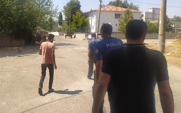 Adıyaman’da eşi ile tartıştı, kendini yakmak istedi! Adıyaman’da eşi ile tartıştı, kendini yakmak istedi!