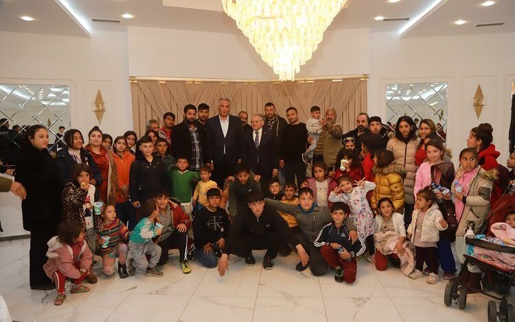 Memduh Büyükkılıç Cennet Mahallesi’nde Memduh Büyükkılıç Cennet Mahallesi’nde