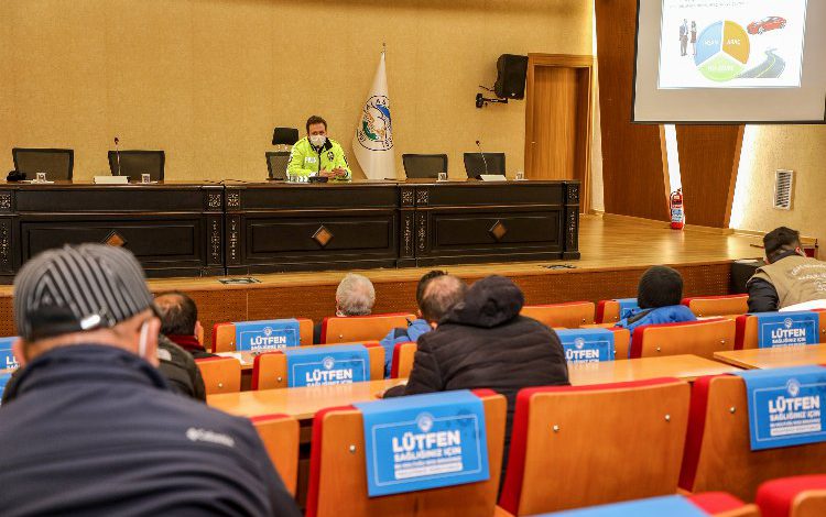 Kayseri Talas’ta belediye personeline eğitim