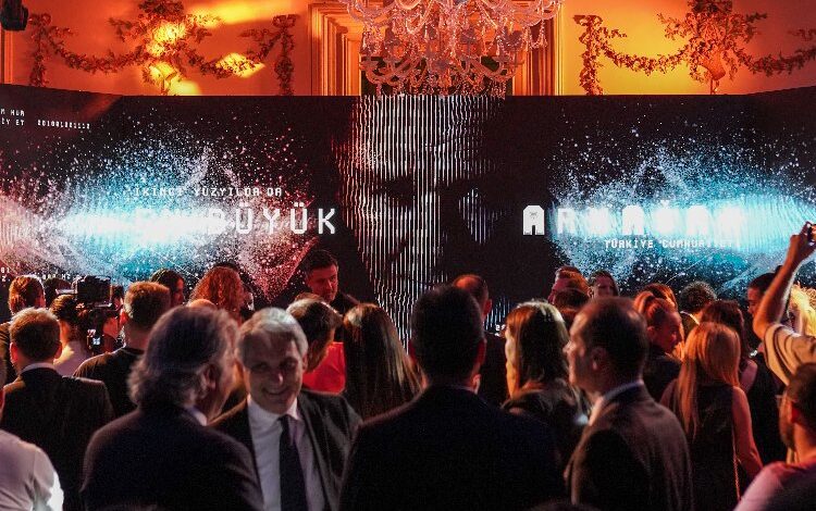 Atatürk, yapay zekâ teknolojisiyle Türk halkına seslendi Atatürk, yapay zekâ teknolojisiyle Türk halkına seslendi