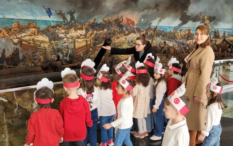 Manisalı minikler Çanakkale ruhunu yaşadı Manisalı minikler Çanakkale ruhunu yaşadı