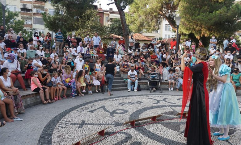 İzmit Cumhuriyet Parkı’nda çocukların neşesi yankılandı