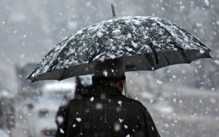 Yükseklere kar, merkezlere şiddetli yağış uyarısı