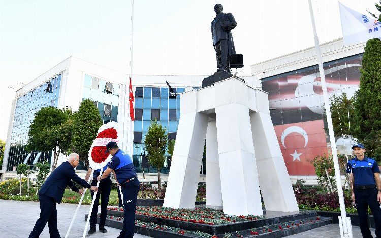 Antalya Muratpaşa’da hayat durdu Antalya Muratpaşa’da hayat durdu