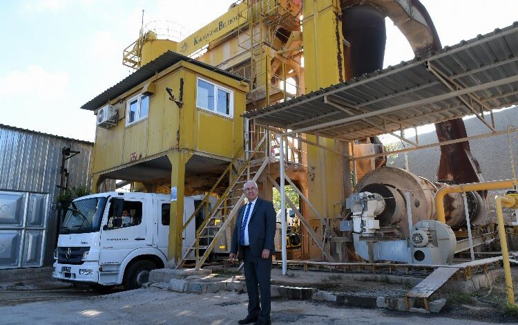 İzmir Karabağlar asfalt sezonuna hazır