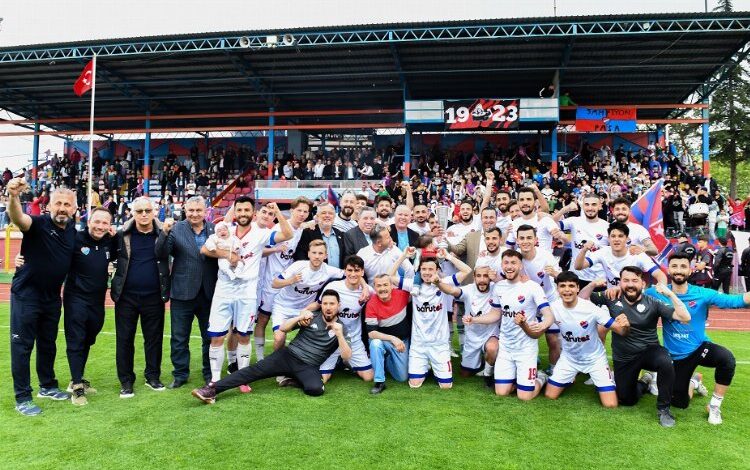 Şampiyon Mustafakemalpaşaspor Şampiyon Mustafakemalpaşaspor