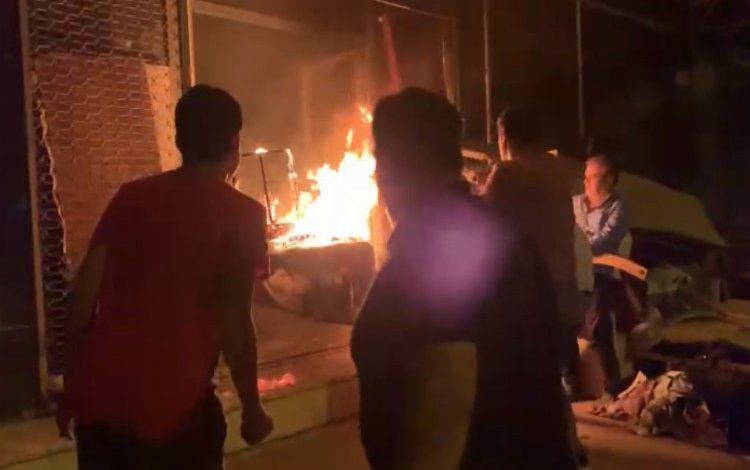 Adıyaman’da mobilya atölyesinde yangın paniği