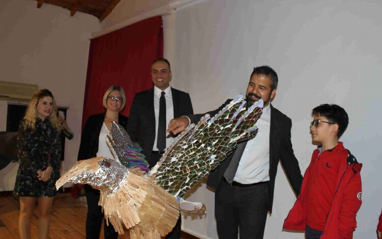 İzmir’de geri dönüşüme sanatsal mesaj