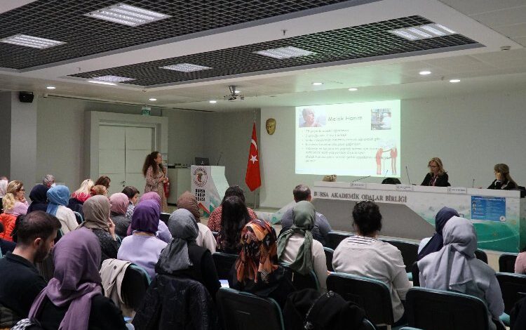 Bursalı tabiplerden ‘yaşlı sağlığı’ kursu