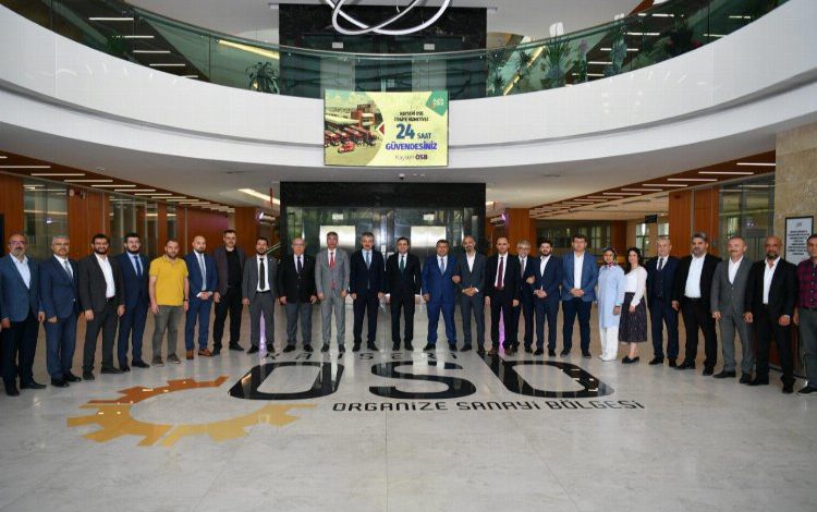 Kayseri OSB’den AK Parti’ye ziyaret Kayseri OSB’den AK Parti’ye ziyaret