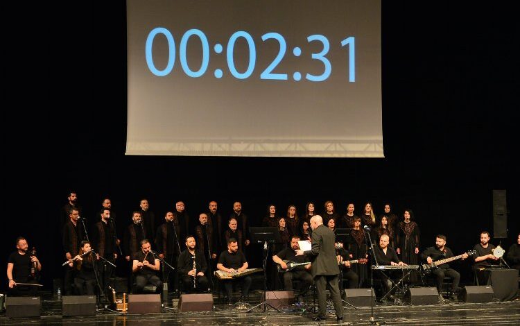 Antakya Medeniyetler Korosu şarkıları BUSADER İlkokulu için söyledi
