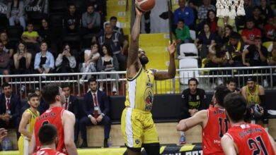 Carettalar ‘Antalya Güneşi’ni söndürdü