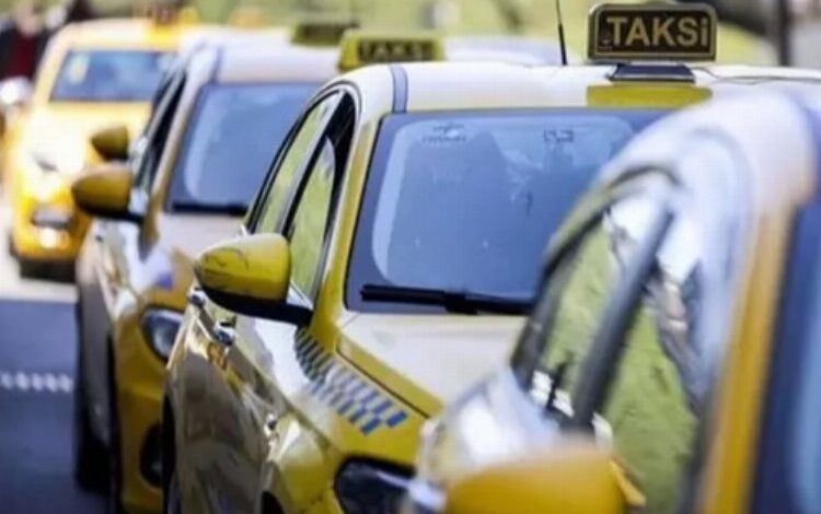 İstanbul’da zammı beğenmeyen taksicilerden tepkili karar… Taksiciler yüzde 100 zam istiyor