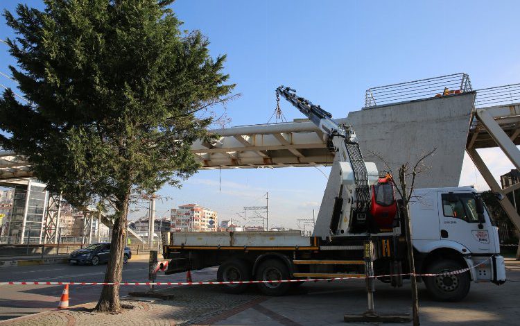 Kocaeli Mimar Sinan’da çelik sac montajı başladı