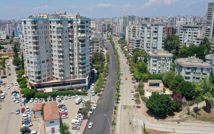 Adana’da asfaltsız yol kalmayacak