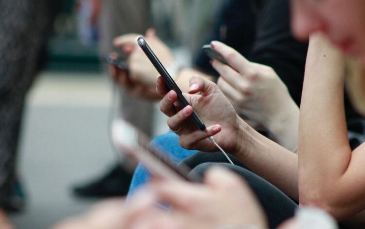 Akıllı telefonda liderlik Çin’de Akıllı telefonda liderlik Çin’de