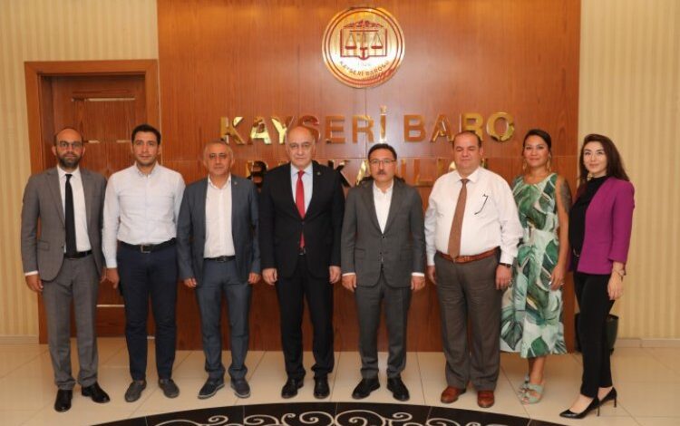 Kayseri Valisi’nden çifte ziyaret Kayseri Valisi’nden çifte ziyaret