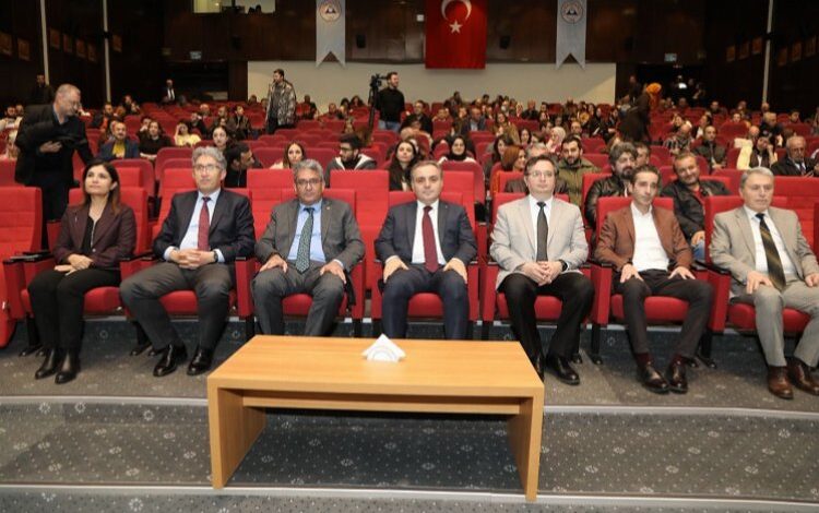 ERÜ’den depremle ilgili söyleşi ERÜ’den depremle ilgili söyleşi