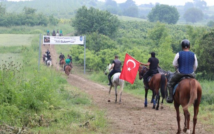 Evliya Çelebi Yolu 100 atlıyla yeniden keşfedildi