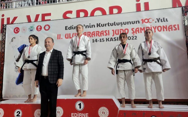 Bursa Osmangazili judoculardan 3 madalya