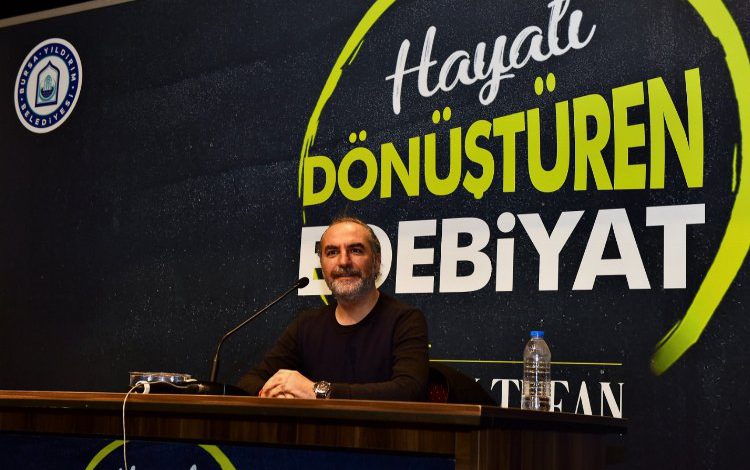 Bursa’da Yıldırımlı kitapseverler Tarık Tufan ile buluştu Bursa’da Yıldırımlı kitapseverler Tarık Tufan ile buluştu