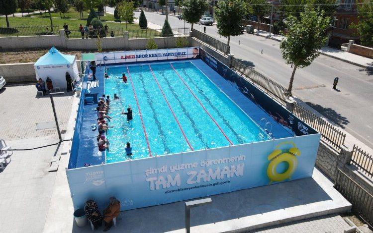 Çorum’da yüzmenin tam zamanı Çorum’da yüzmenin tam zamanı