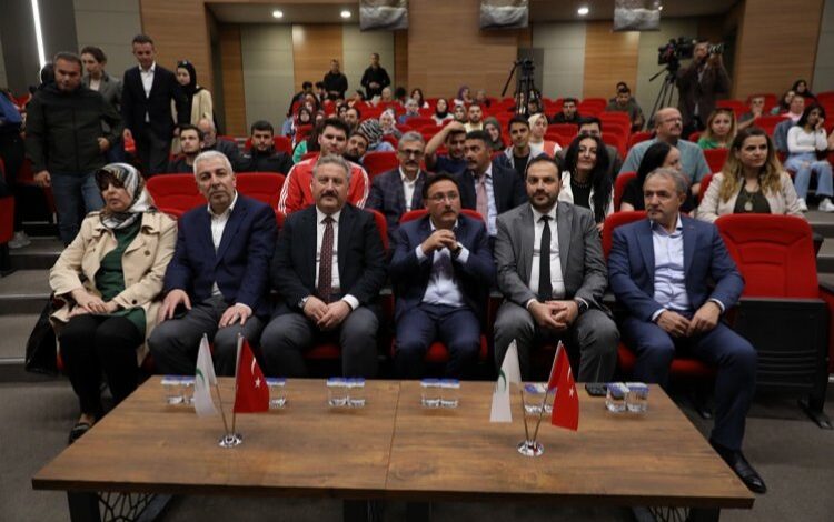 Melikgazi’de “Milli Değerlerimiz Çanakkale” konferansı
