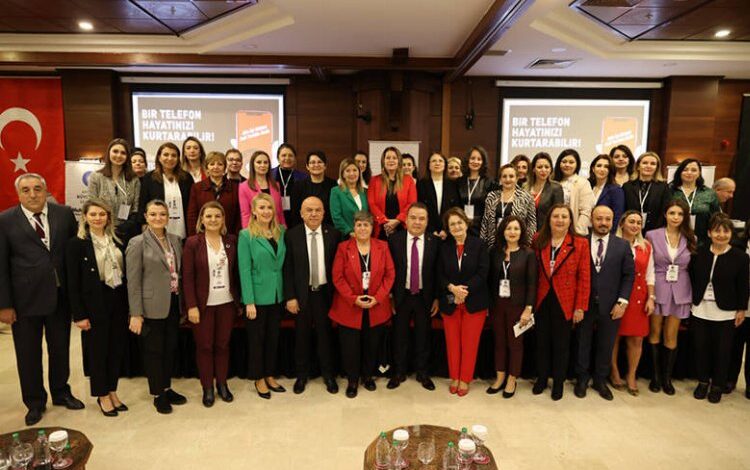 Antalya’da kadına şiddete mücadele atılımı Antalya’da kadına şiddete mücadele atılımı