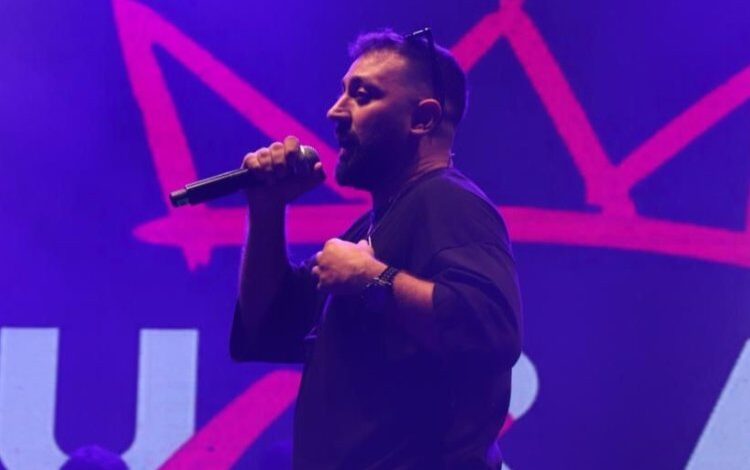 Düzce’de Tefo & Seko ve Burak King sahne aldı Düzce’de Tefo & Seko ve Burak King sahne aldı