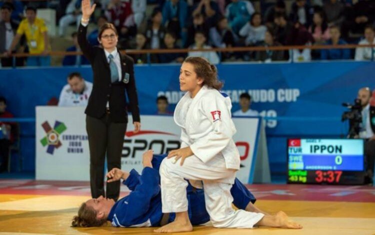 Manisalı judocu Fidan’dan Avusturalya başarısı Manisalı judocu Fidan’dan Avusturalya başarısı