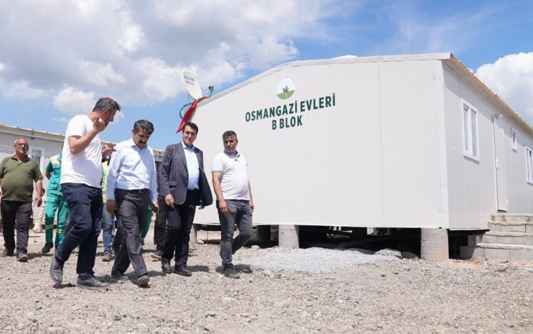 Gaziantep İslahiye’de ‘Osmangazi Evleri’nde yaşam başladı Gaziantep İslahiye’de ‘Osmangazi Evleri’nde yaşam başladı