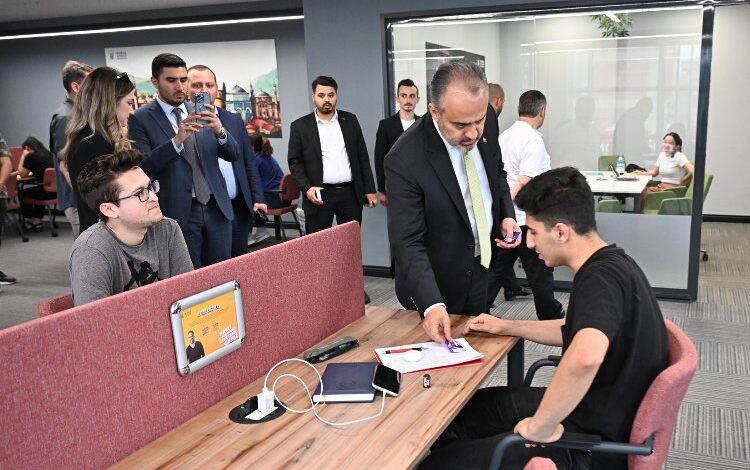 Başkan Aktaş’tan gençlere YKS morali